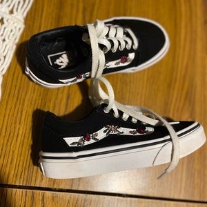 Iike new childrens vans!